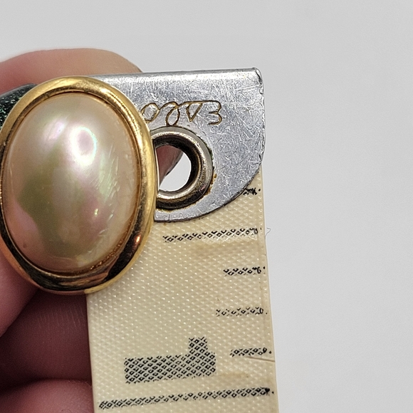 VTG Christian Dior Faux Pearl & Gold Tone Clip-on Earrings | SIGNED - Picture 5 of 9